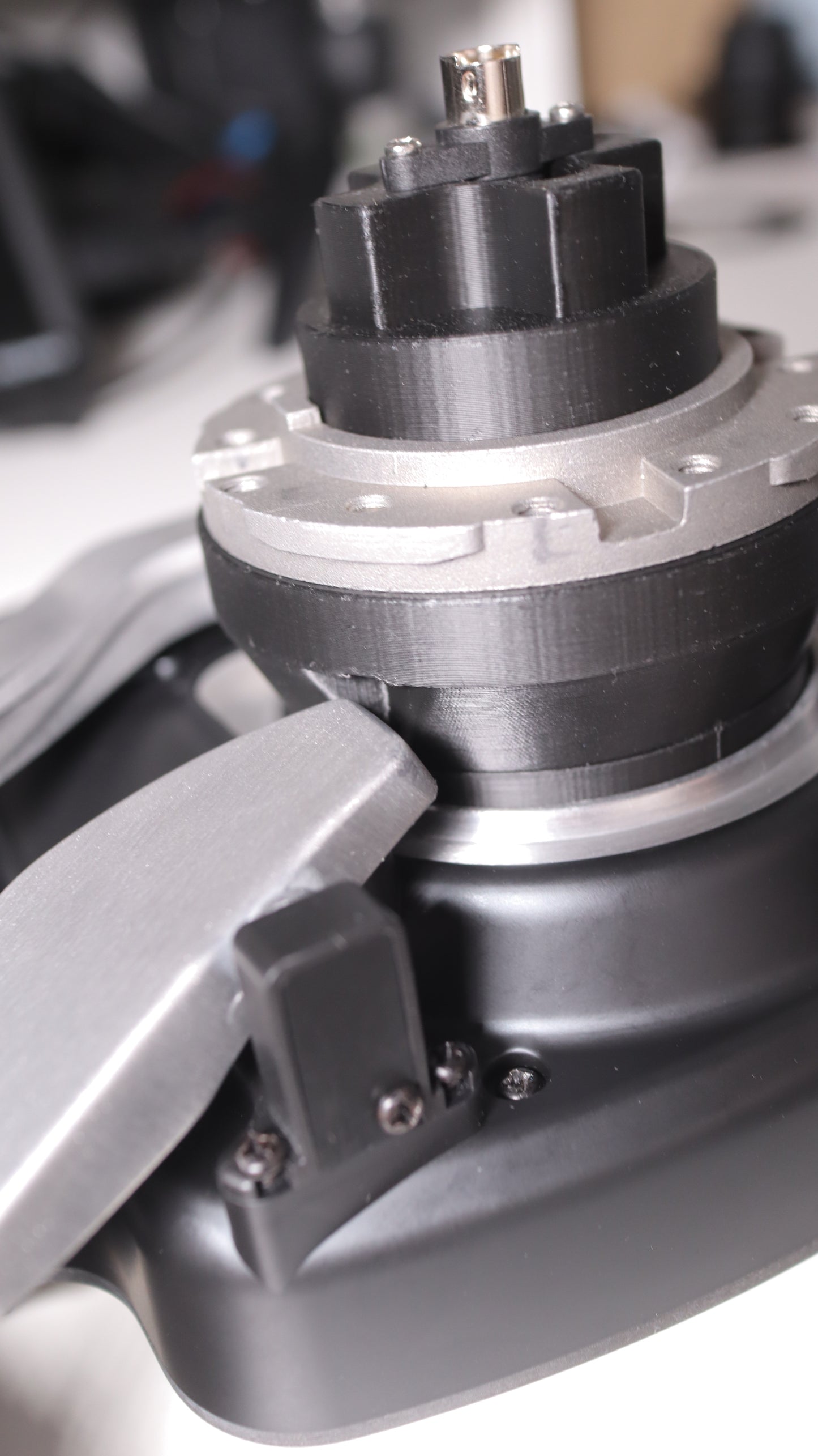 SF 1000 Adapter für Thrustmaster „TRUE" Schnellspanner